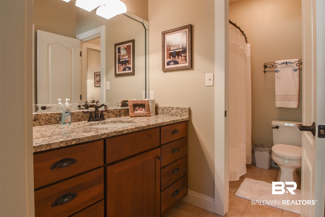 10948 Niblick Loop Fairhope, AL 36532 - Photo 22 of 30 Jack & Jill with separate sink areas