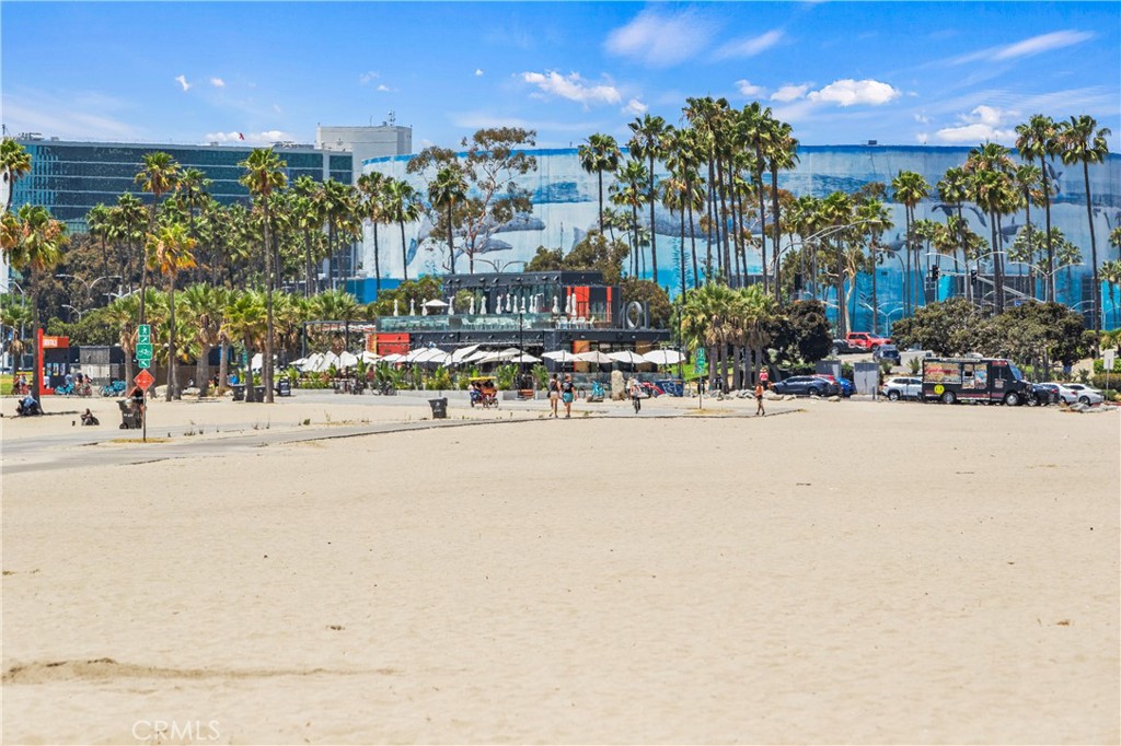 1140 East Ocean Boulevard, Unit 228 Long Beach, CA 90802 - Photo 26 of 27 Walking to restaurants, entertainment