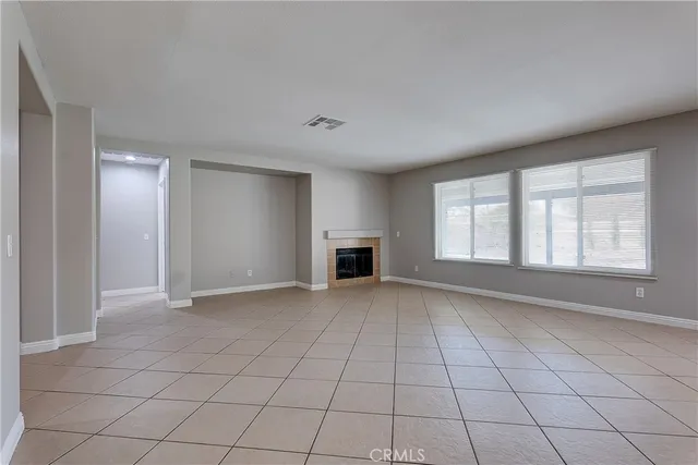 $2,900 | 45327 Elm Avenue, Lancaster, CA 93534