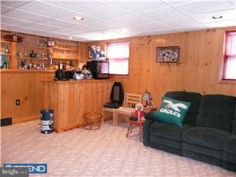 405 Achille Road Havertown, PA 19083 - Photo 8 of 12 Family Room