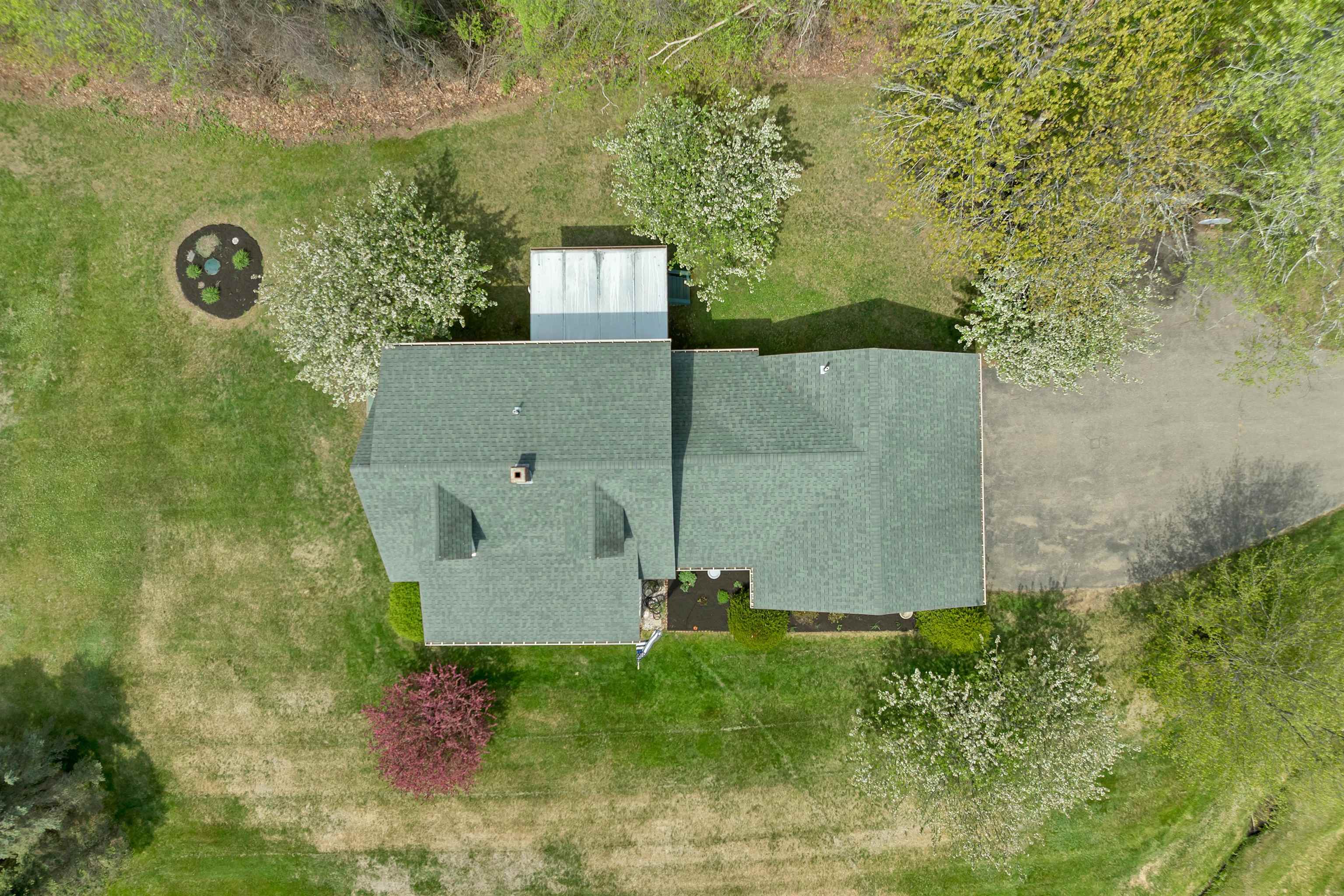 145 Turnpike Road Northfield, NH 03276 - Photo 9 of 58