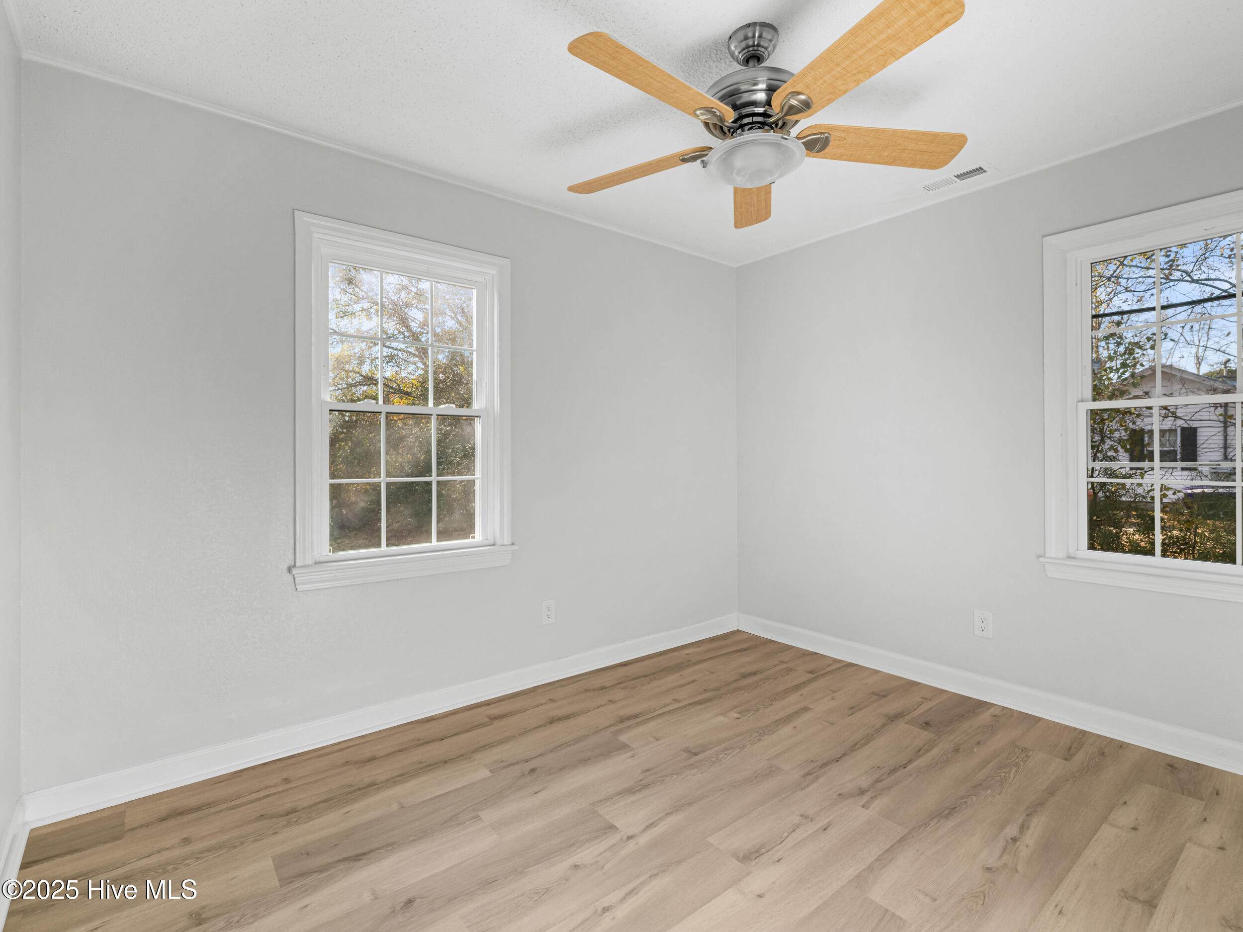 2685 Railroad Street Farmville, NC 27828 - Photo 15 of 35 025a2494