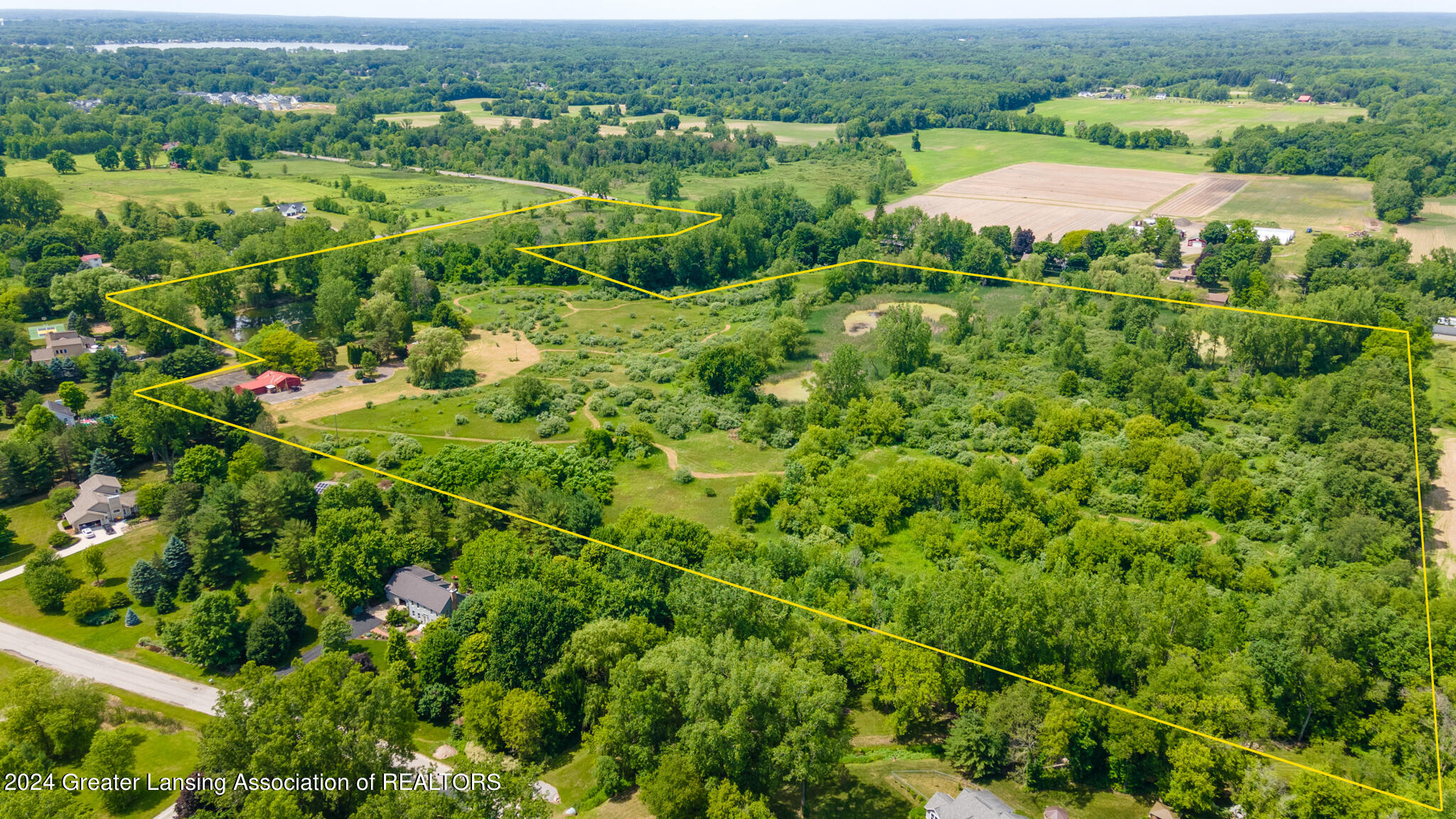 5510 Meridian Road Haslett, MI 48840 - Photo 78 of 93 5510_Meridian_BROCK-26