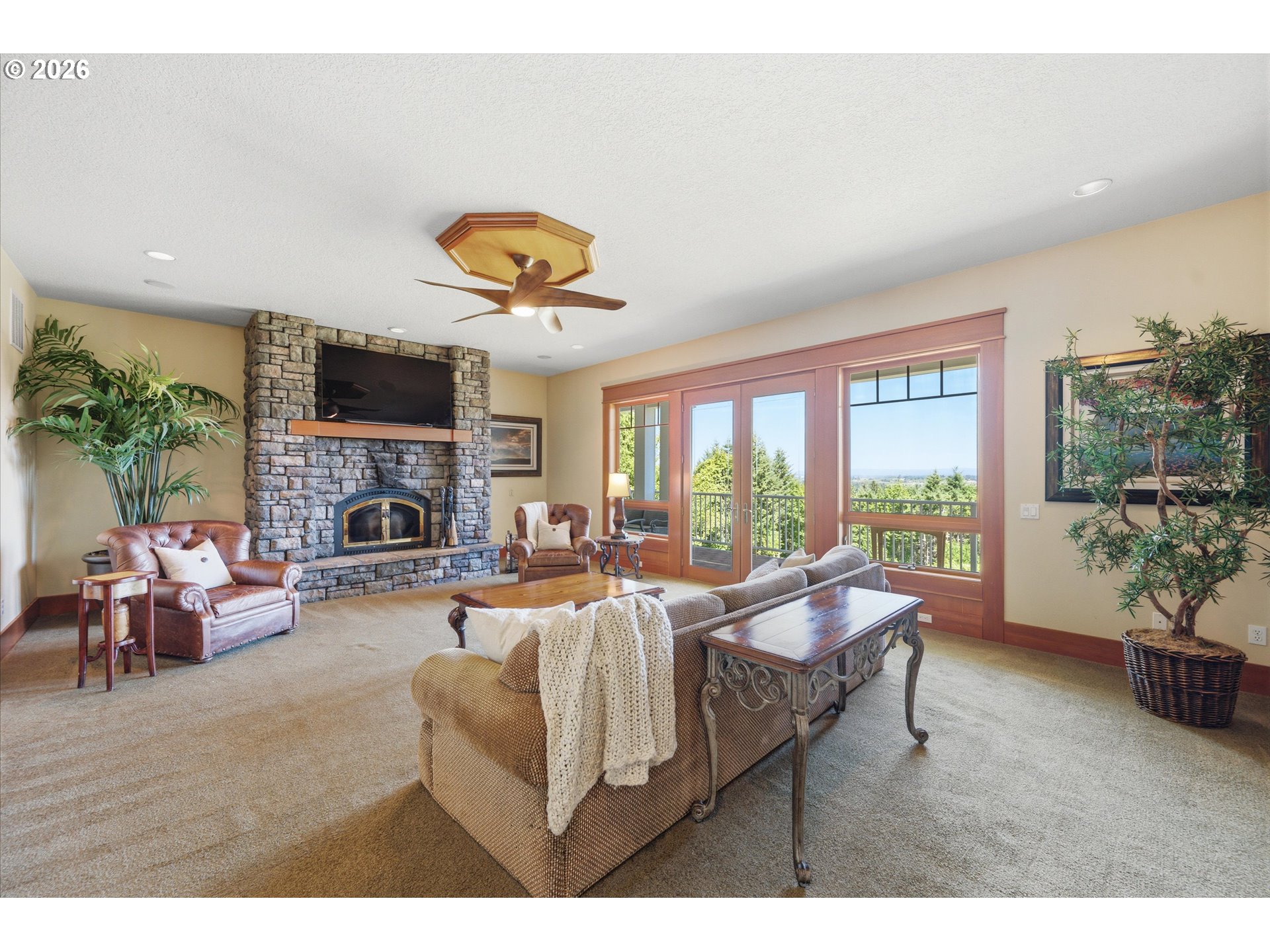 21029 Southwest Lebeau Road Sherwood, OR 97140 - Photo 10 of 48 Living Room