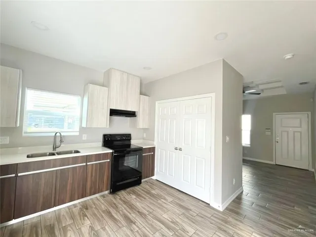 $950 | 1004 West Kohala Avenue, Unit 1, Alton, TX 78573