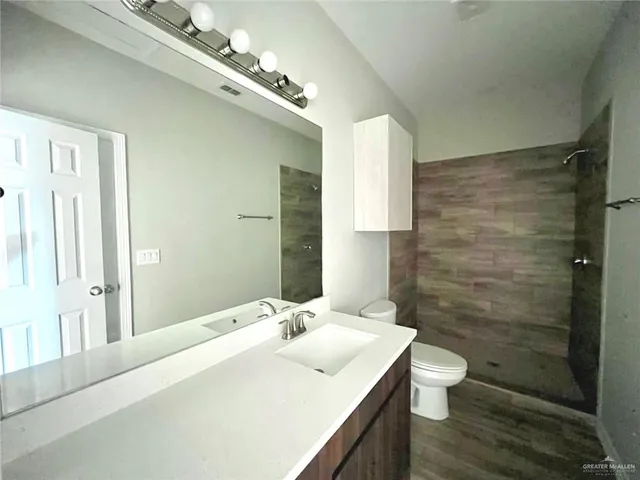 $950 | 1004 West Kohala Avenue, Unit 1, Alton, TX 78573