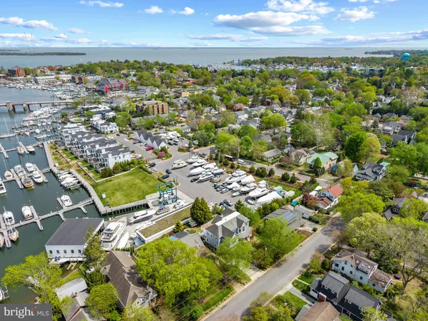 $2,495,000 | 219 Lockwood Court, Annapolis, MD 21403
