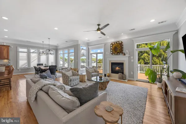 $2,495,000 | 219 Lockwood Court, Annapolis, MD 21403