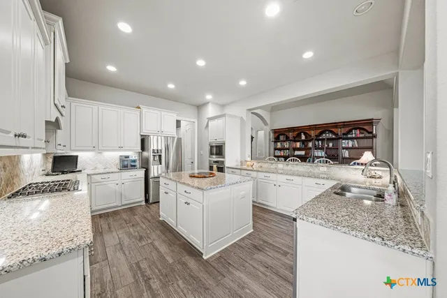 $679,999 | 618 Coral Berry, New Braunfels, TX 78132