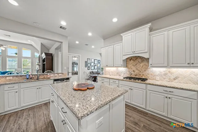 $679,999 | 618 Coral Berry, New Braunfels, TX 78132