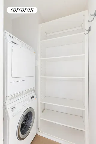 $3,050,000 | 200 East 62nd Street, Unit 22A | Lenox Hill