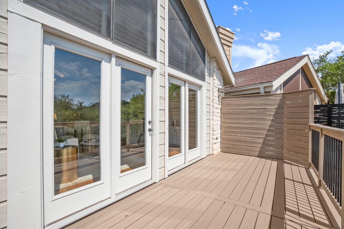 4906 Bob Cat Run Austin, TX 78731 - Photo 23 of 37 View of wooden terrace