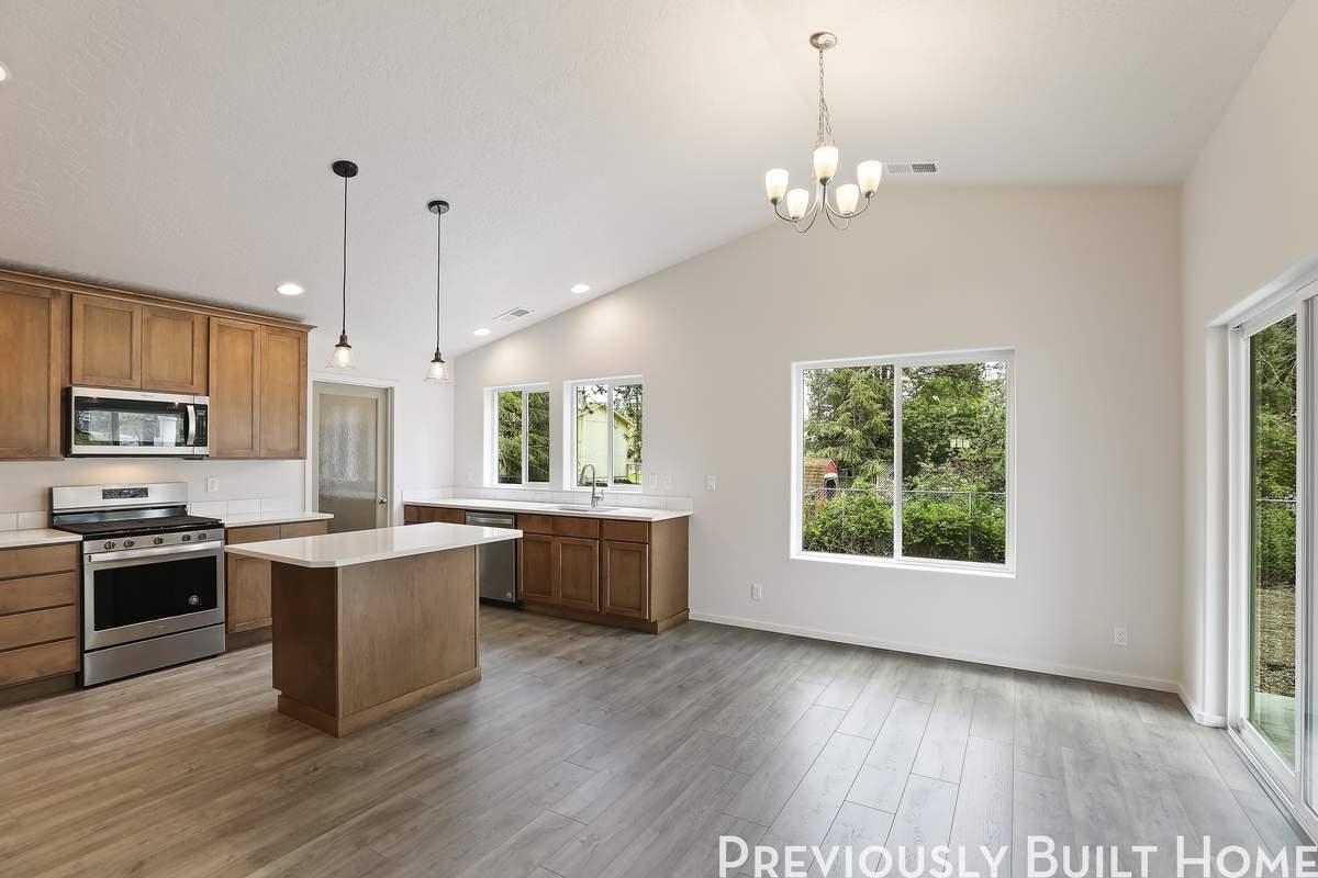 18717 East Riverside Avenue Spokane Valley, WA 99016 - Photo 3 of 13