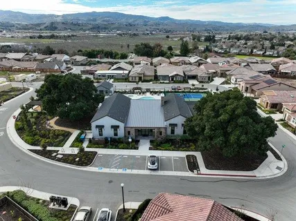 $749,000 | 2080 White Oak Drive, Hollister, CA 95023