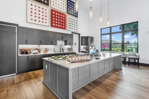 $749,000 | 2080 White Oak Drive, Hollister, CA 95023