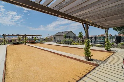 $749,000 | 2080 White Oak Drive, Hollister, CA 95023