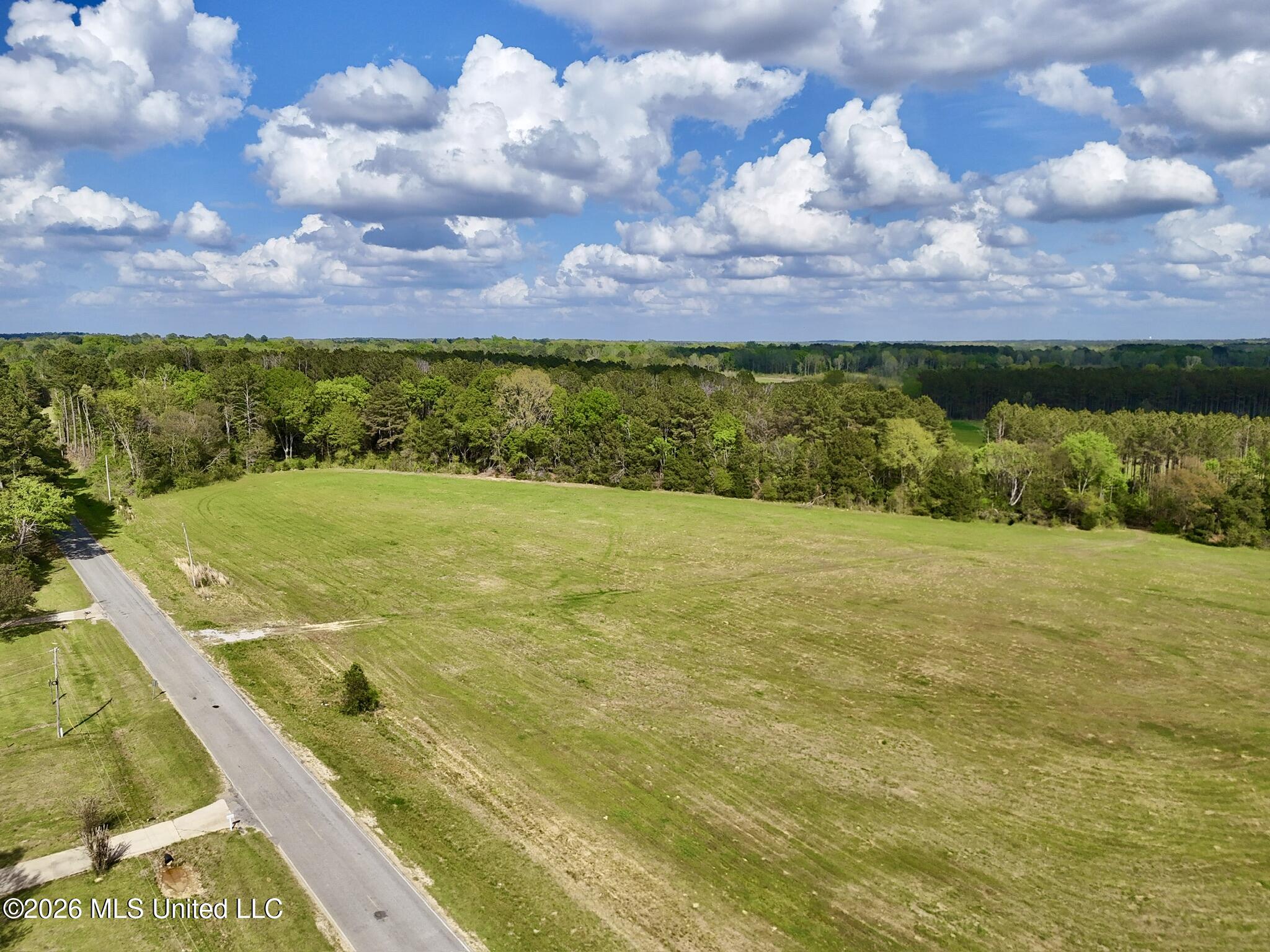 33 Stump Bridge Road Canton, MS 39046 - Photo 16 of 24 C147FCFD-4321-421B-A286-BD2048665352_1_1
