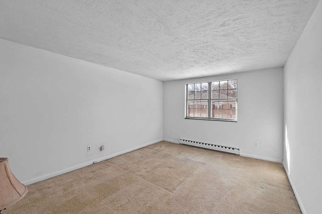 14 Leonard Road, Unit 14 Boxborough, MA 01719 - Photo 21 of 26 Gallery Image 21
