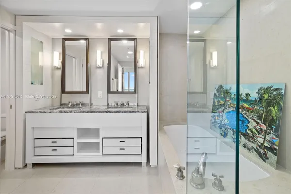 $8,200 | 6899 Collins Avenue, Unit 1410, Miami Beach, FL 33141