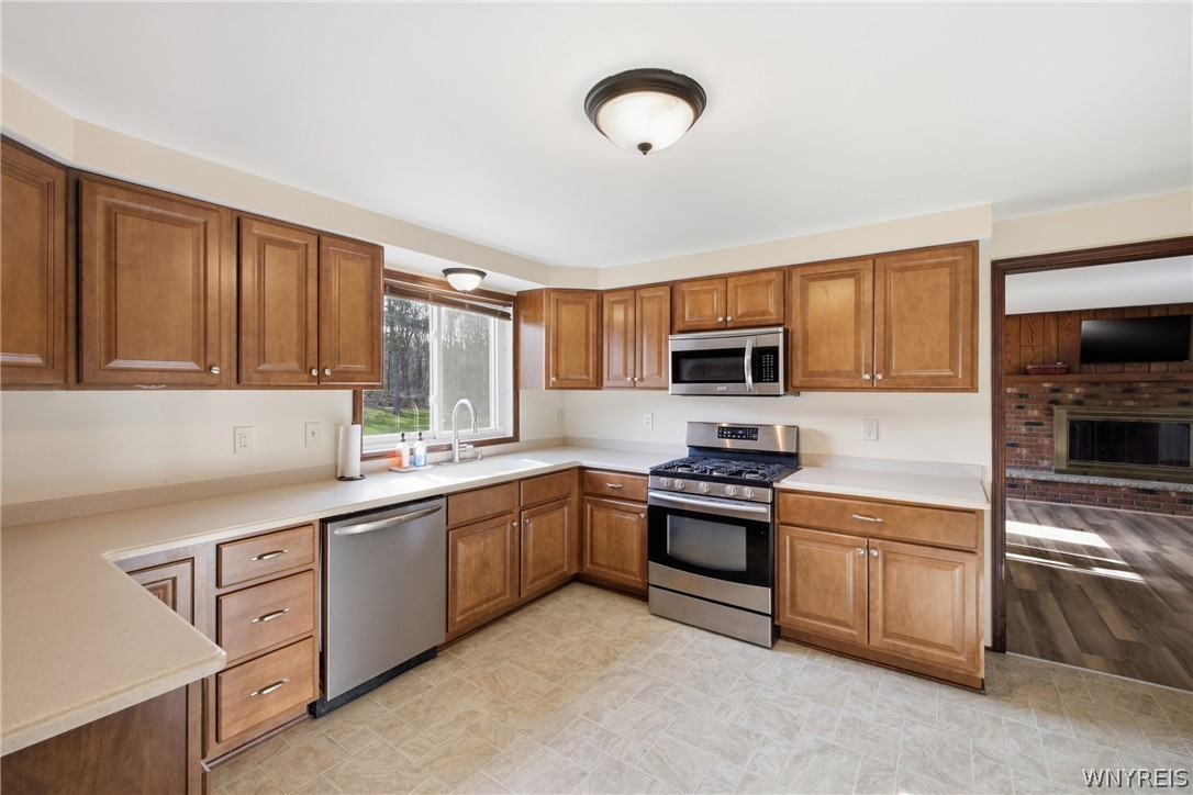 7033 Derby Road Evans, NY 14047 - Photo 14 of 46