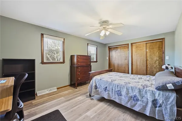 $450,000 | 7033 Derby Road, Evans, NY 14047