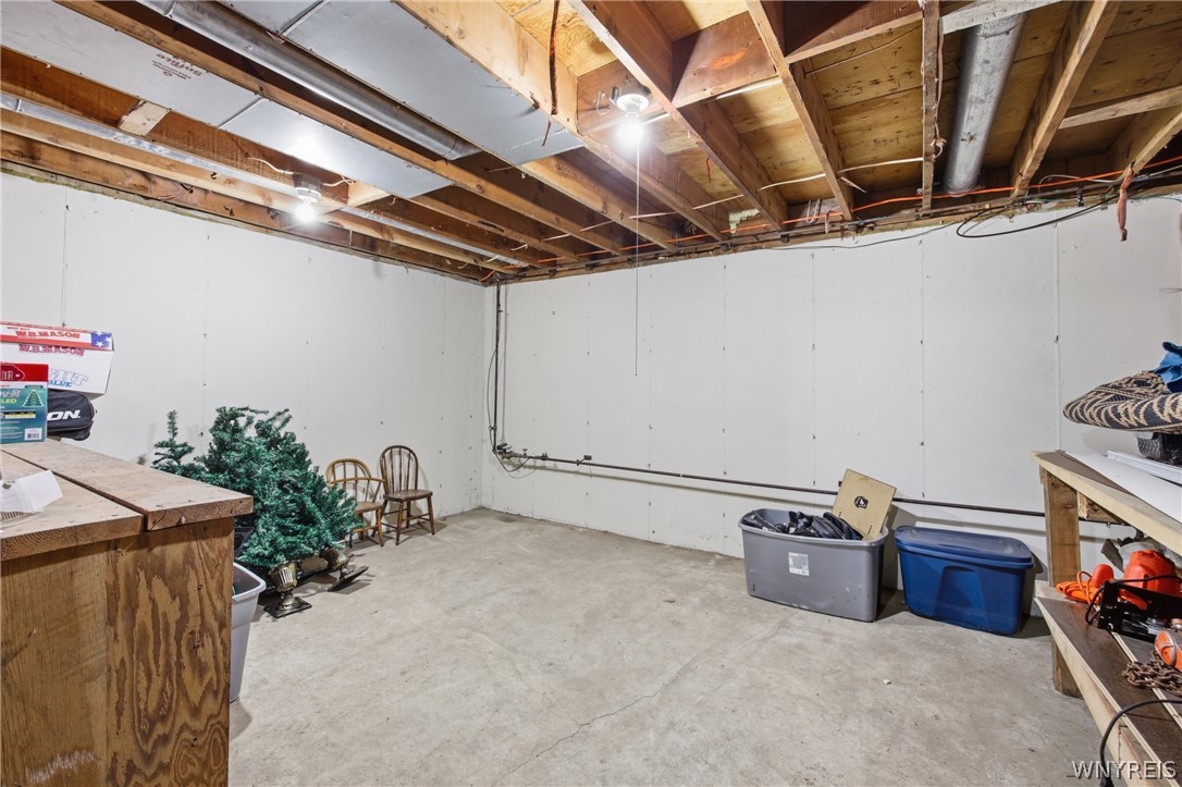 7033 Derby Road Evans, NY 14047 - Photo 34 of 46