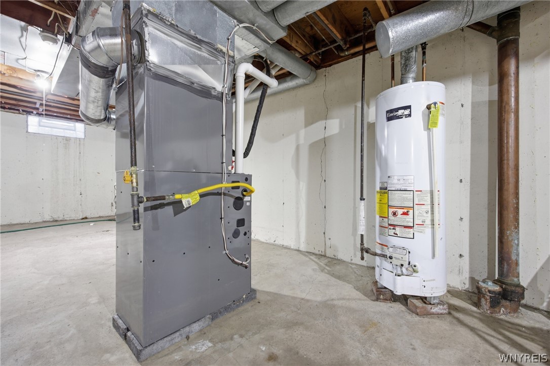 7033 Derby Road Evans, NY 14047 - Photo 35 of 46