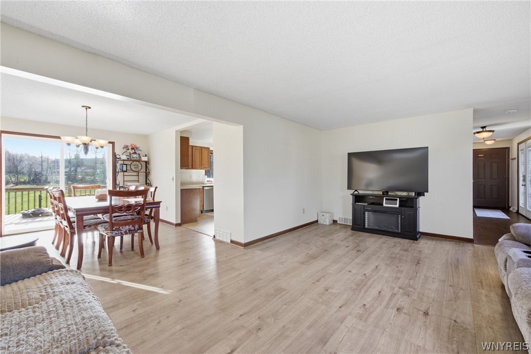 7033 Derby Road Evans, NY 14047 - Photo 9 of 46