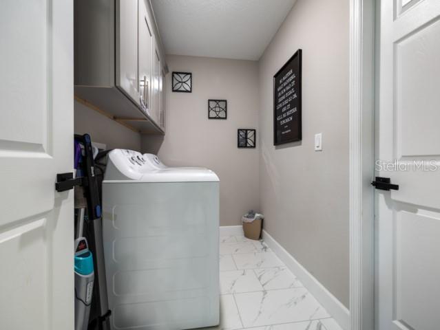 156 Juniper Circle Ocala, FL 34480 - Photo 20 of 40 a utility room with dryer and washer
