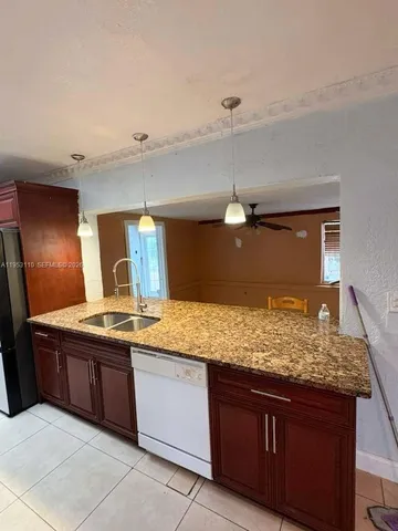 $2,800 | 221 Northwest 40th Street, Deerfield Beach, FL 33064