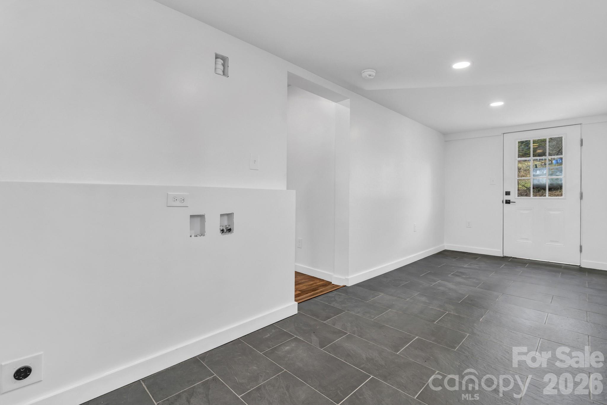 246 Marion Street Marion, NC 28752 - Photo 38 of 48 a view of an empty room