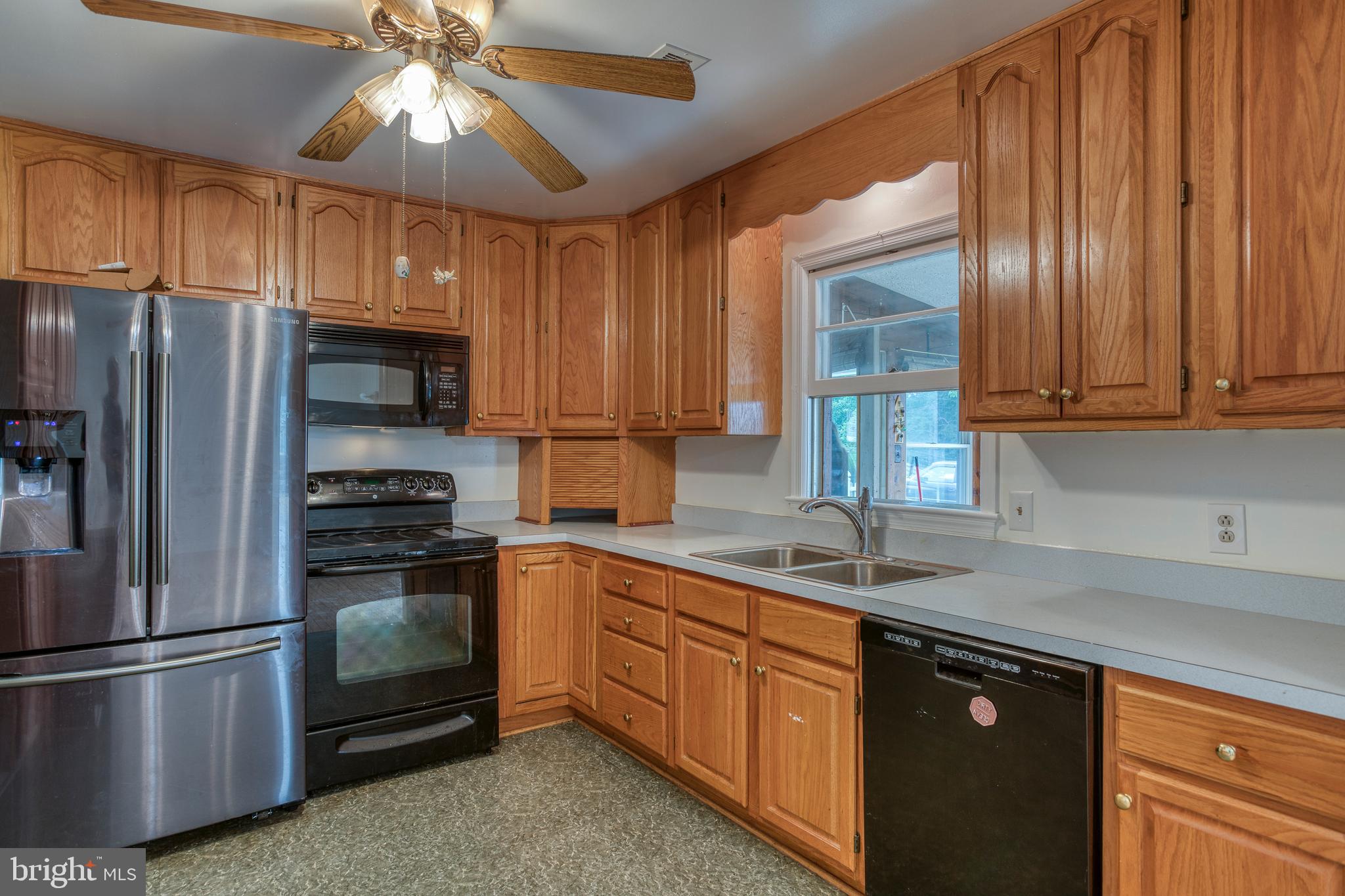 13391 Sillamon Road Goldvein, VA 22720 - Photo 13 of 48 Gallery Image 13