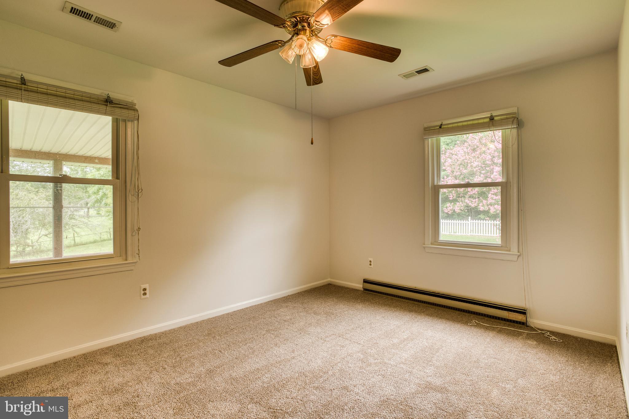 13391 Sillamon Road Goldvein, VA 22720 - Photo 19 of 48 Gallery Image 19