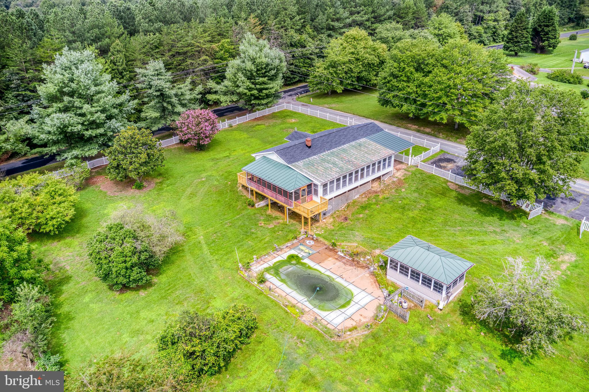 13391 Sillamon Road Goldvein, VA 22720 - Photo 7 of 48 Gallery Image 7