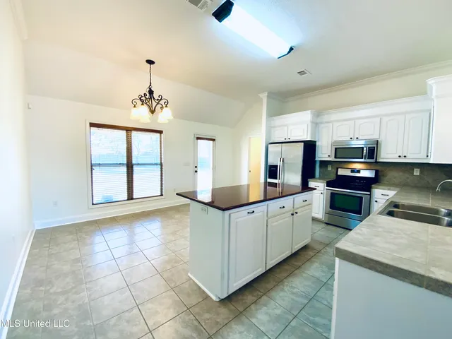 $278,000 | 514 Glensview Drive, Brandon, MS 39047