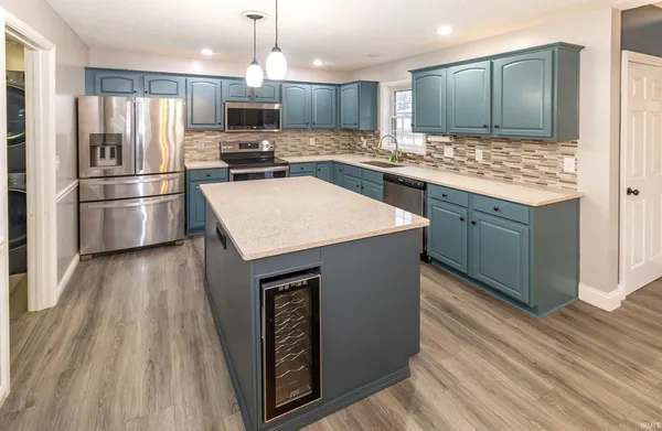 $415,000 | 5689 Sharon Road, Newburgh, IN 47630
