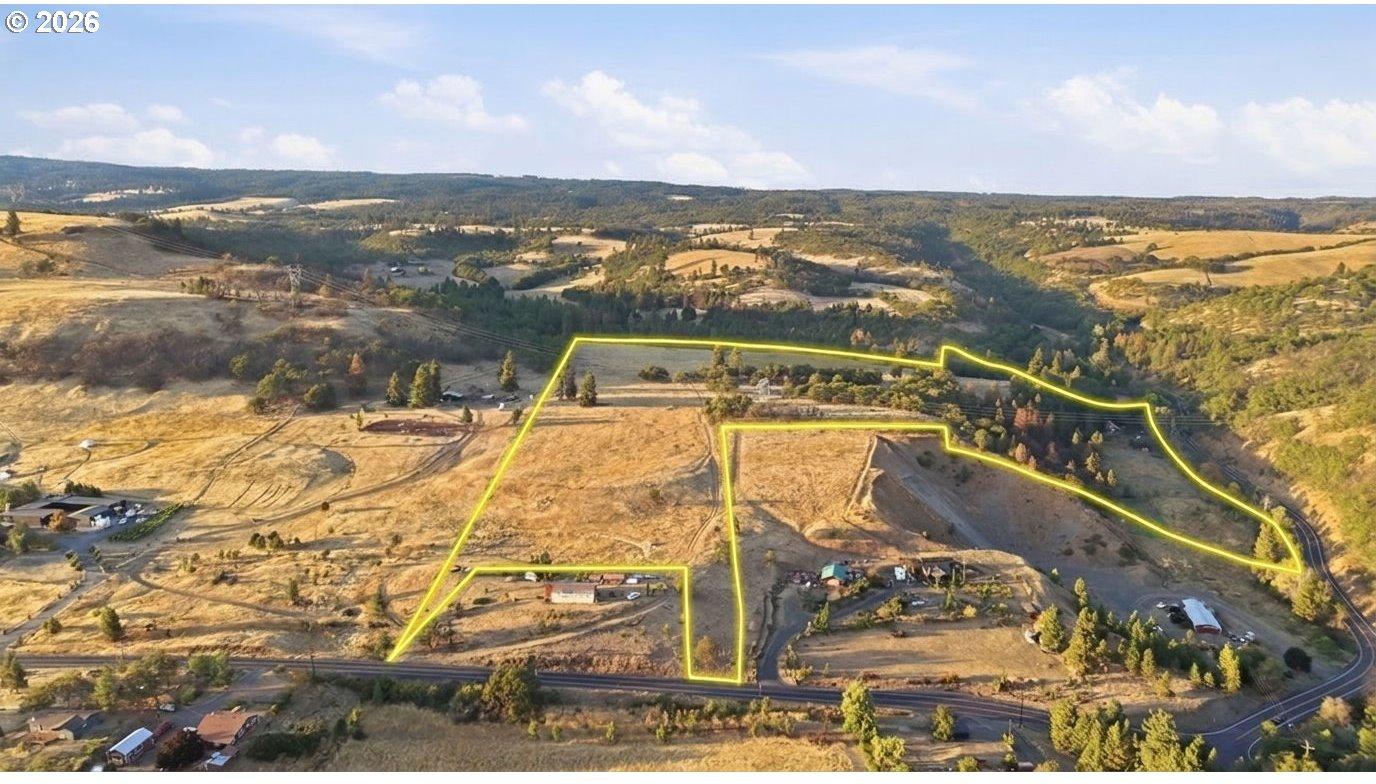 7 Canyon Road Lyle, WA 98635 - Photo 3 of 47 Gallery Image 3
