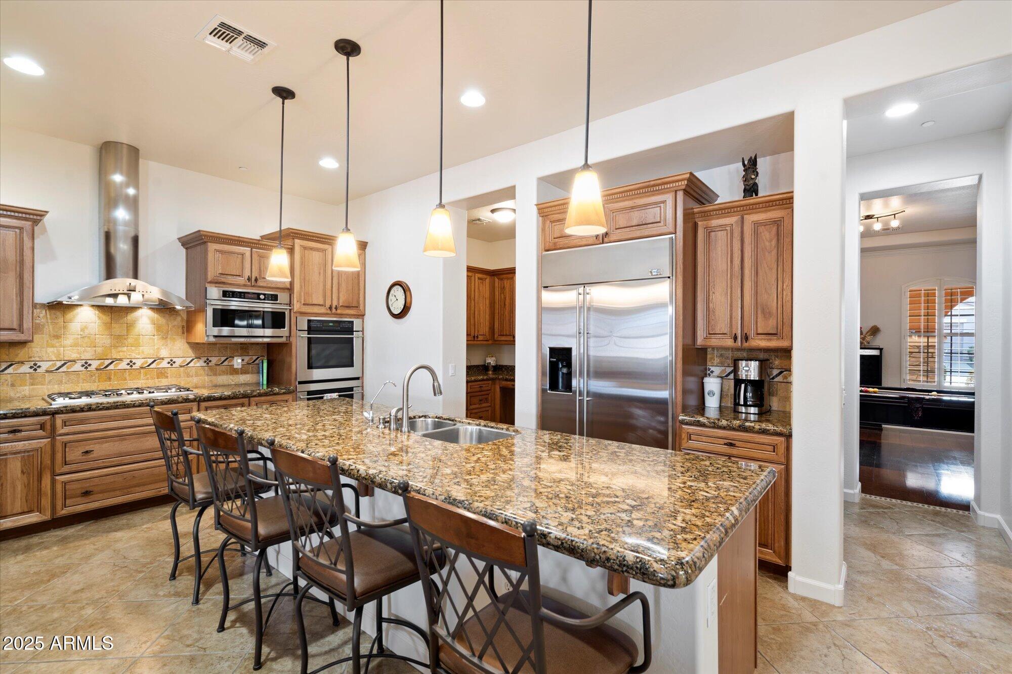 3132 East Harwell Road Phoenix, AZ 85042 - Photo 10 of 36 kitchen