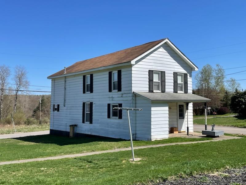1332 East State Road Seneca, PA 16346 - Photo 1 of 13 Gallery Image 1