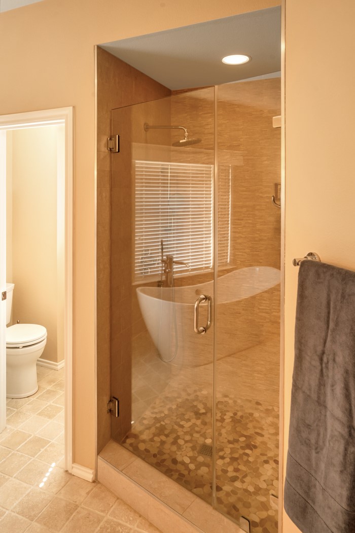 412 Derby Lane Georgetown, TX 78626 - Photo 22 of 37 a bathroom with a shower