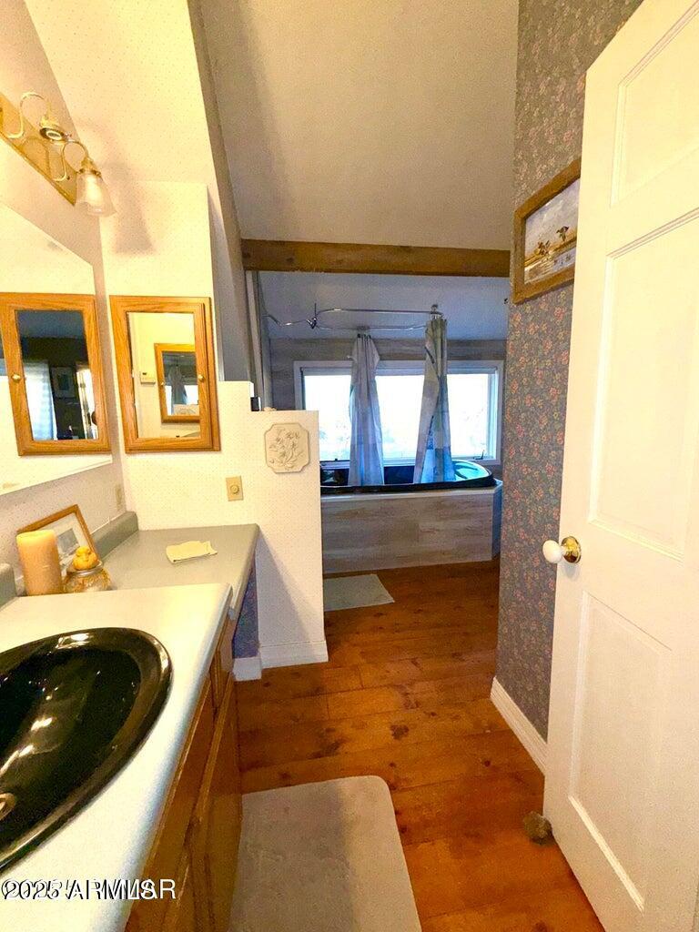 280 County Road Concho, AZ 85924 - Photo 29 of 46 a bathroom with a sink a toilet and a tub