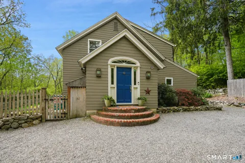 $825,000 | 81 Pinetree Road, Redding, CT 06896