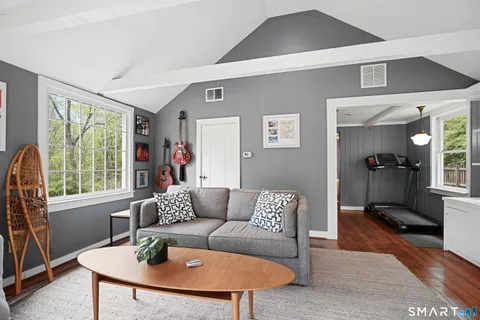 $825,000 | 81 Pinetree Road, Redding, CT 06896