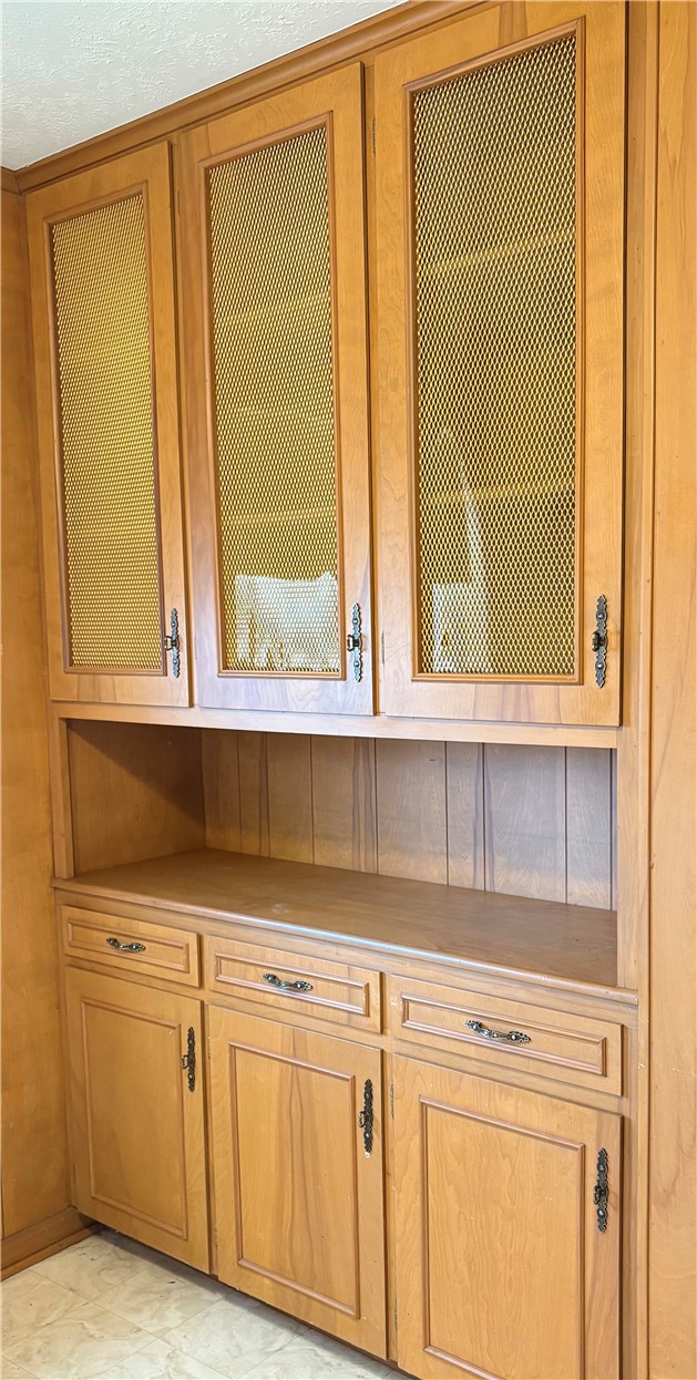702 Matous Drive Bryan, TX 77802 - Photo 12 of 28 Built-in Hutch in Breakfast Area