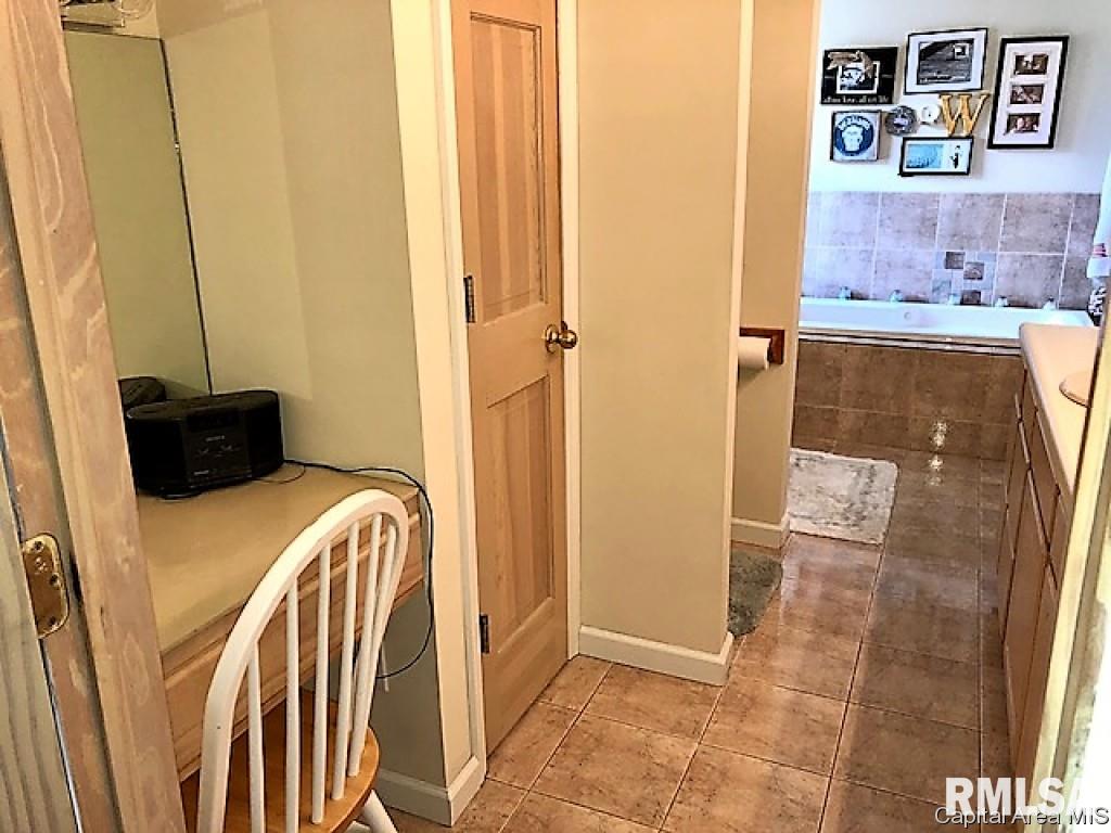 1404 South Walnut Street Springfield, IL 62704 - Photo 16 of 22 Gallery Image 16