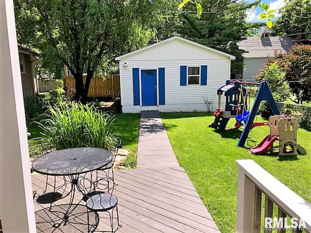 1404 South Walnut Street Springfield, IL 62704 - Photo 21 of 22 Gallery Image 21