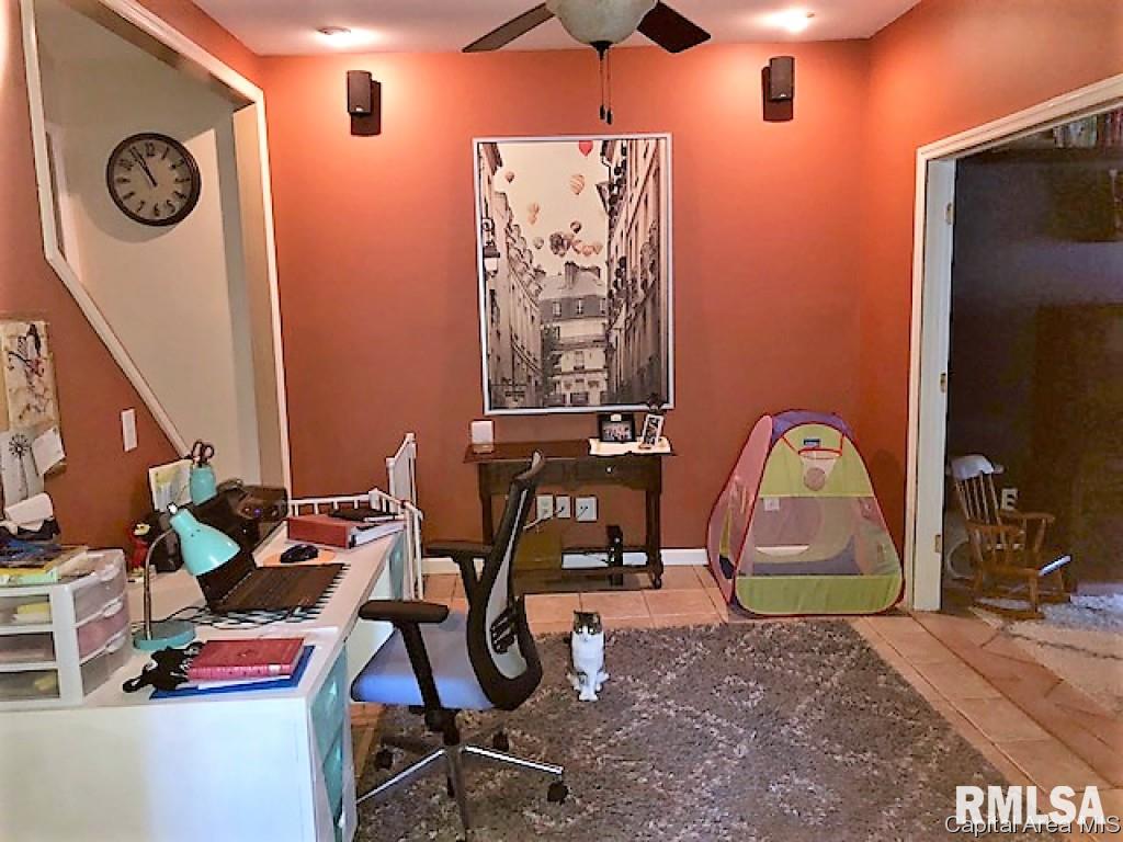 1404 South Walnut Street Springfield, IL 62704 - Photo 6 of 22 Gallery Image 6