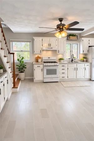 $2,800 | 4 Shaws Lane, Bristol, RI 02809