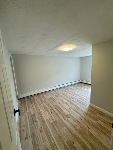 $2,800 | 4 Shaws Lane, Bristol, RI 02809