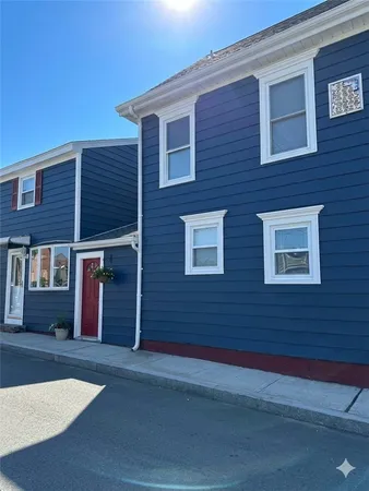 $2,800 | 4 Shaws Lane, Bristol, RI 02809